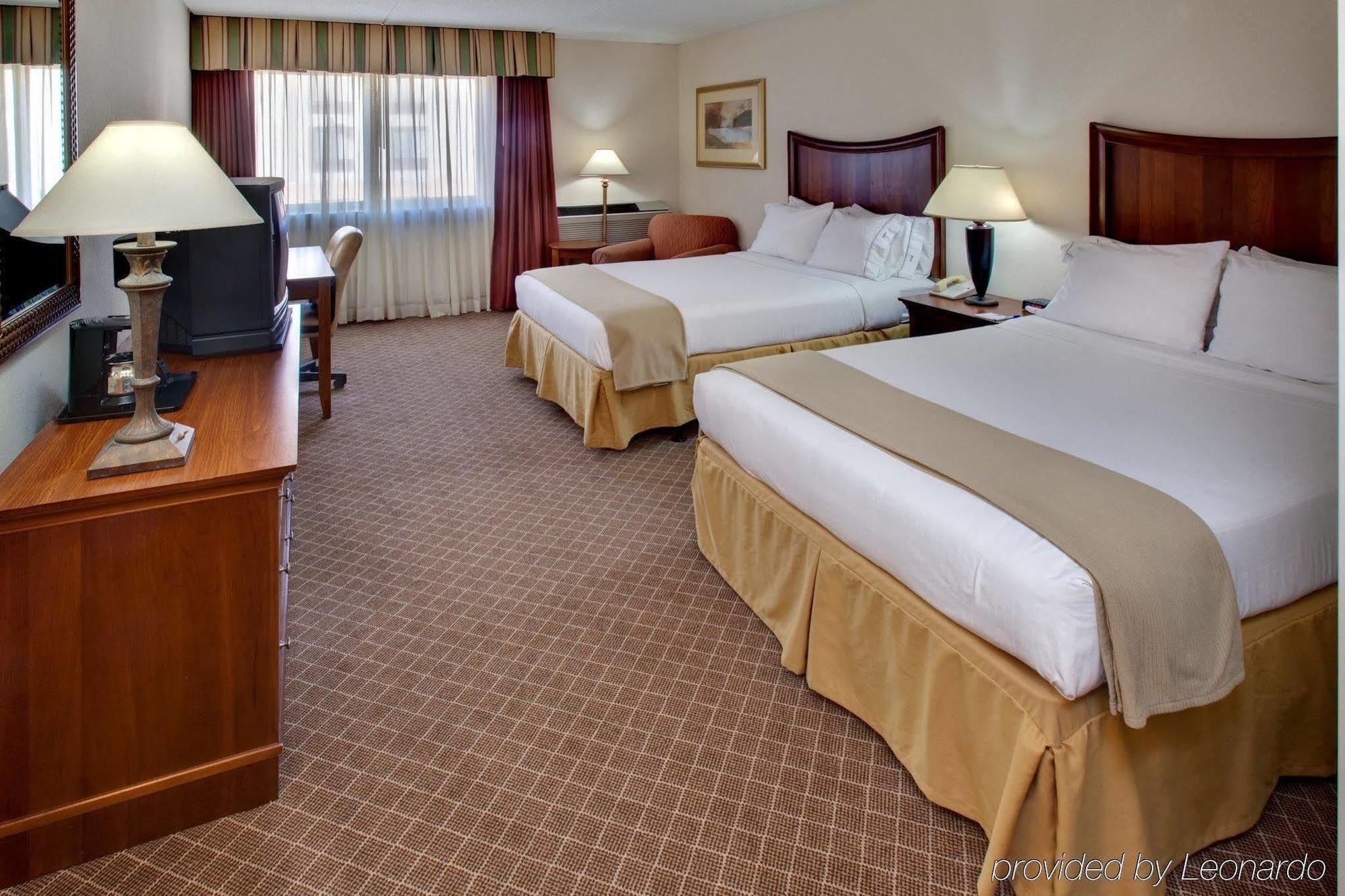 Holiday Inn Express Chicago Nw - Arlington Heights By Ihg Exterior foto